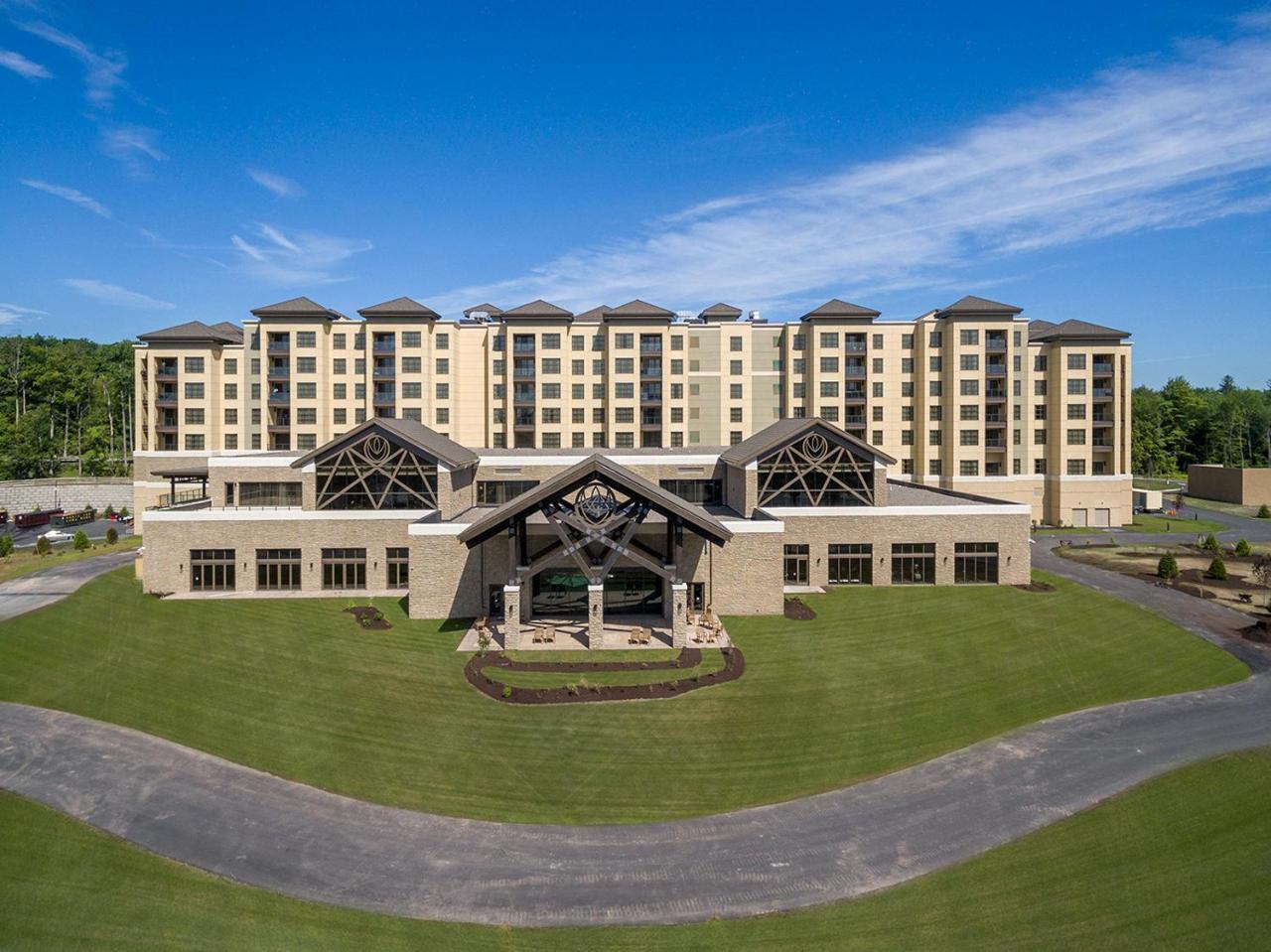 Yo1 Longevity & Health Resorts, Catskills Monticello Exterior photo